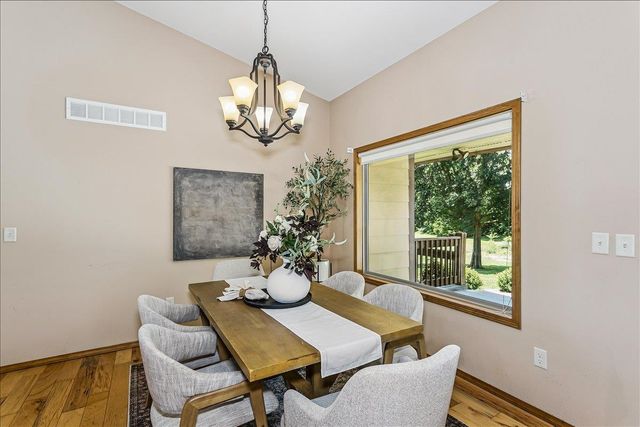 1213 N Hamilton Cir, Derby, KS 67037