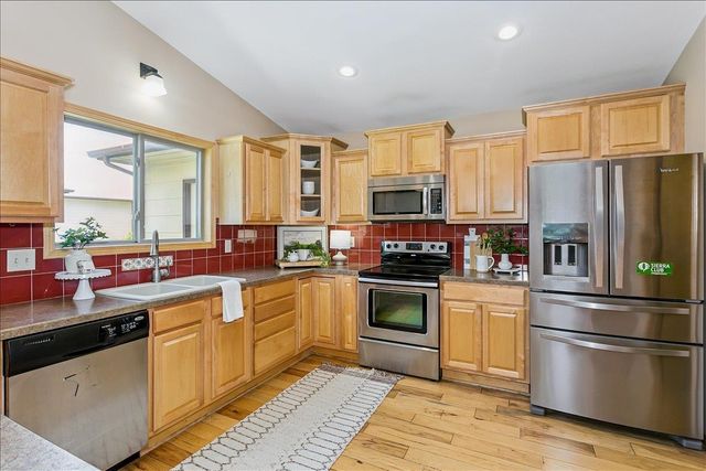 1213 N Hamilton Cir, Derby, KS 67037