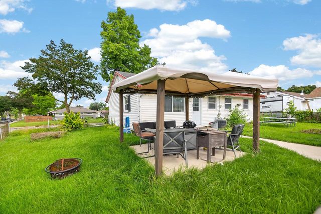 5874 S Marilyn STREET, Milwaukee, WI 53221