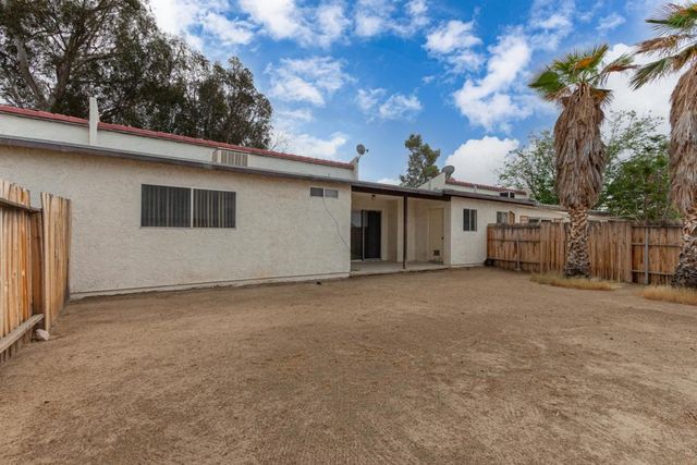 56279 Buena Vista 18, Yucca Valley, CA 92284