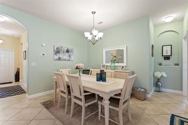 8961 DOVE VALLEY WAY, Davenport, FL 33896