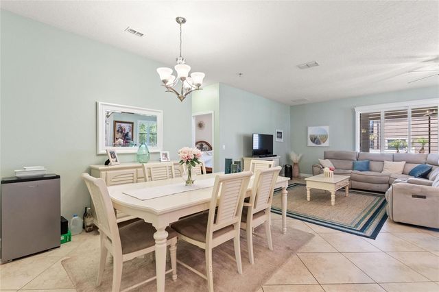 8961 DOVE VALLEY WAY, Davenport, FL 33896