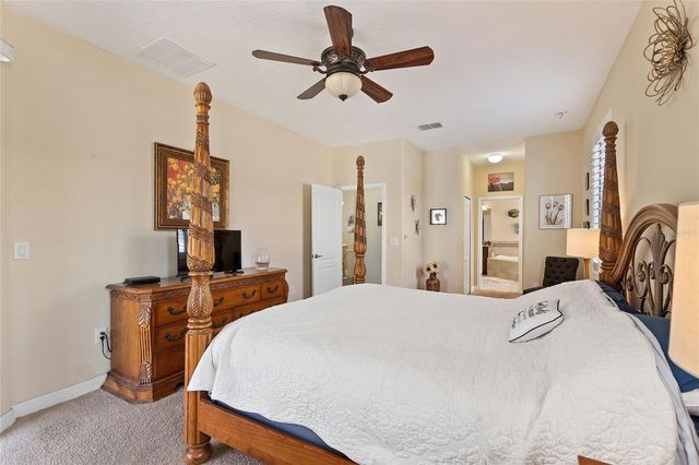 8961 DOVE VALLEY WAY, Davenport, FL 33896