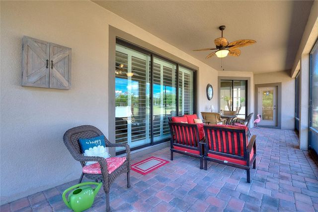 8961 DOVE VALLEY WAY, Davenport, FL 33896