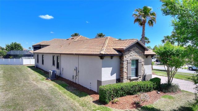 8961 DOVE VALLEY WAY, Davenport, FL 33896