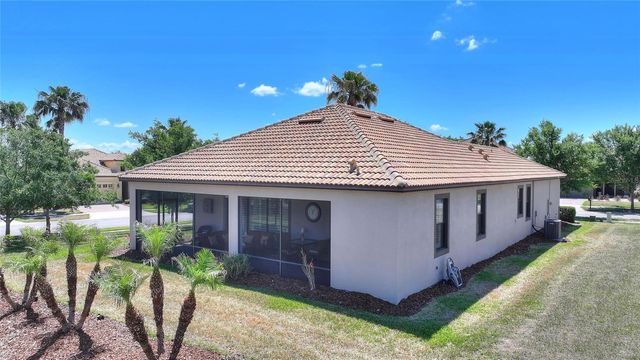 8961 DOVE VALLEY WAY, Davenport, FL 33896