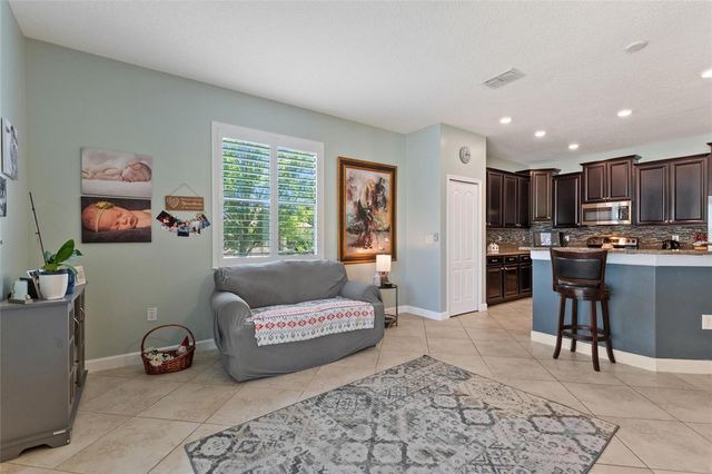 8961 DOVE VALLEY WAY, Davenport, FL 33896