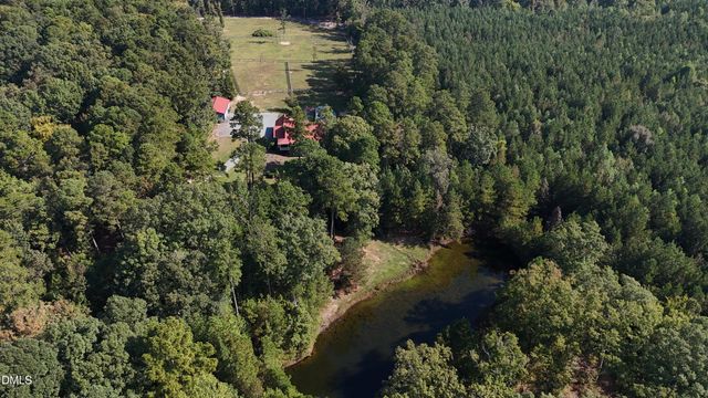 104 Bridle Path Lane, Carthage, NC 28327