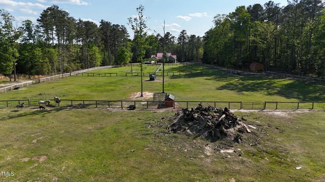 104 Bridle Path Lane, Carthage, NC 28327