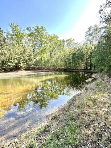 104 Bridle Path Lane, Carthage, NC 28327