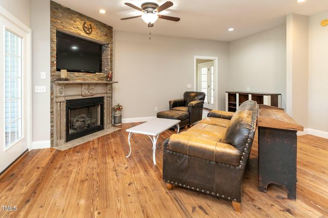 104 Bridle Path Lane, Carthage, NC 28327