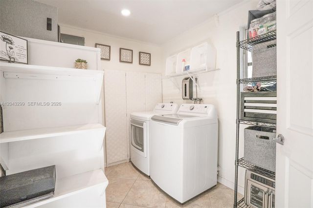 15160 Scotts Pl, Loxahatchee, FL 33470