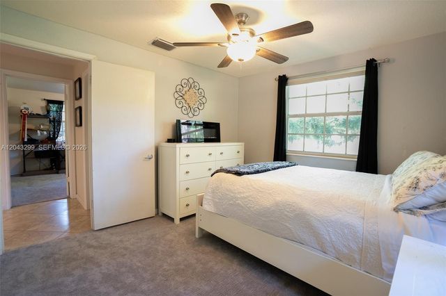 15160 Scotts Pl, Loxahatchee, FL 33470