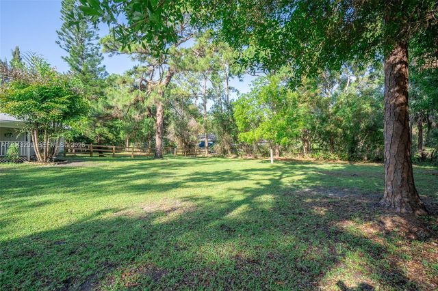 15160 Scotts Pl, Loxahatchee, FL 33470