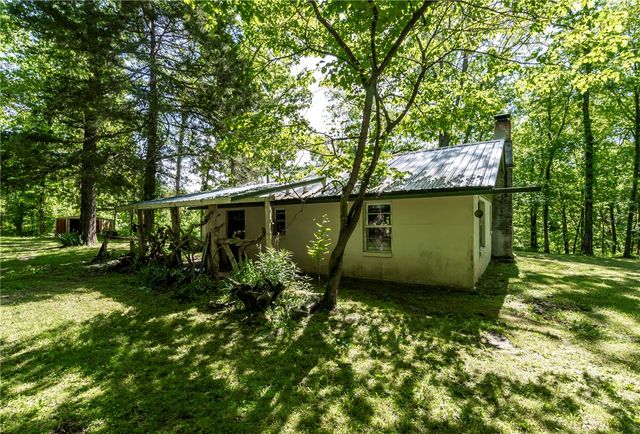 23659 HWY 102, Gravette, AR 72736