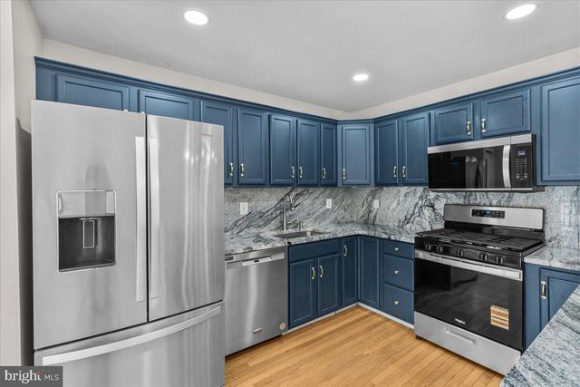 14 HEARTHSTONE LN, Marlton, NJ 08053