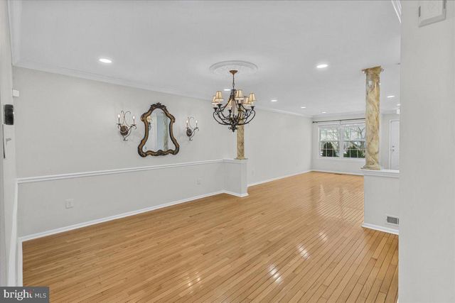 14 HEARTHSTONE LN, Marlton, NJ 08053