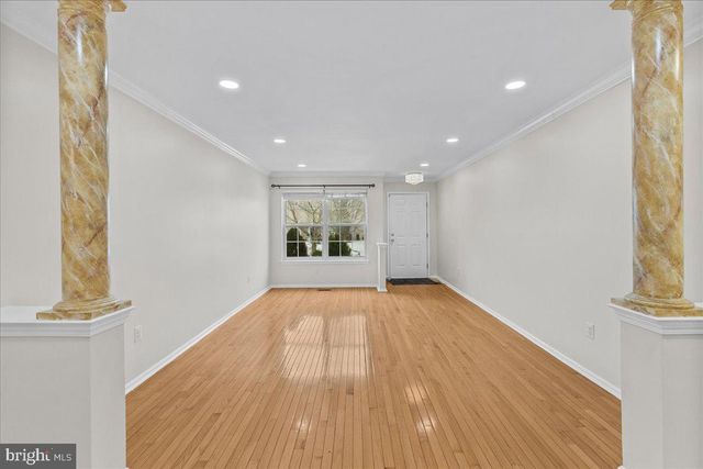 14 HEARTHSTONE LN, Marlton, NJ 08053