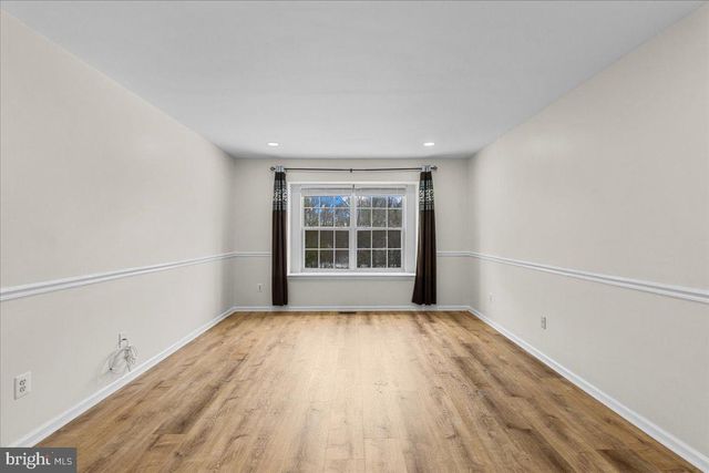 14 HEARTHSTONE LN, Marlton, NJ 08053