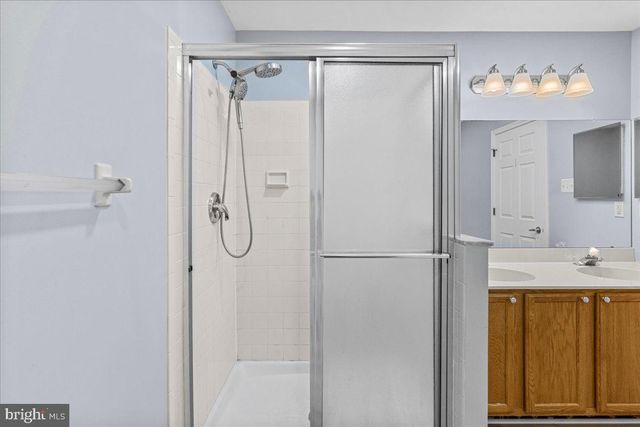 14 HEARTHSTONE LN, Marlton, NJ 08053