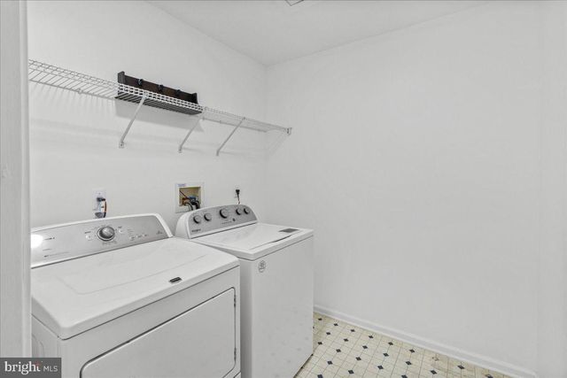 14 HEARTHSTONE LN, Marlton, NJ 08053