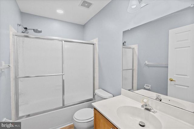 14 HEARTHSTONE LN, Marlton, NJ 08053