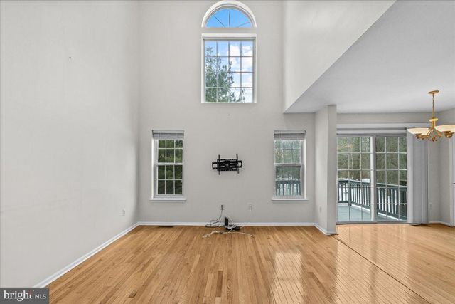 14 HEARTHSTONE LN, Marlton, NJ 08053