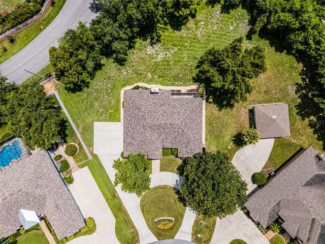 707 HERITAGE DRIVE NE, Winter Haven, FL 33881