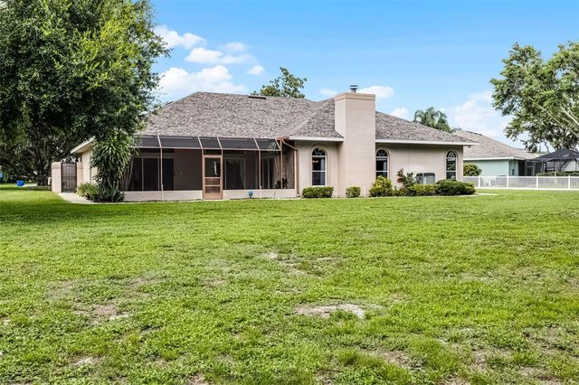 707 HERITAGE DRIVE NE, Winter Haven, FL 33881