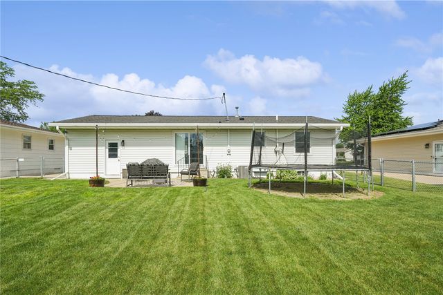 207 Drexel Drive SW, Cedar Rapids, IA 52404