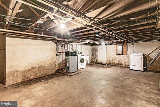 216 S BROOM ST, Wilmington, DE 19805