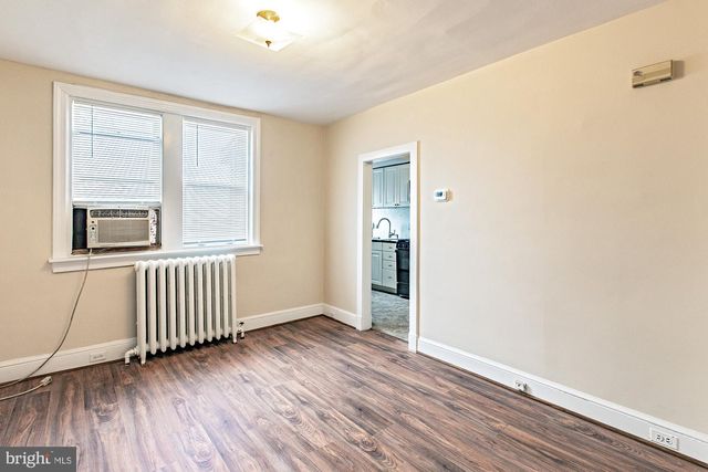 216 S BROOM ST, Wilmington, DE 19805