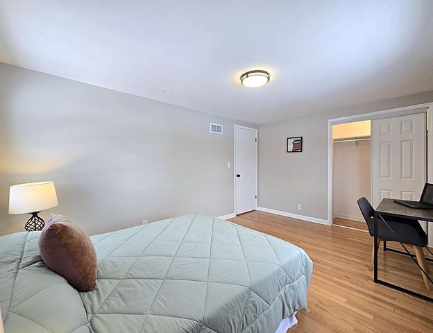 4570 N Delco AVENUE, Wauwatosa, WI 53225