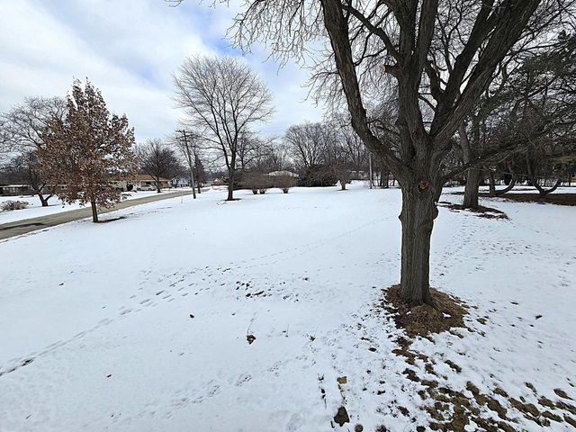 4570 N Delco AVENUE, Wauwatosa, WI 53225