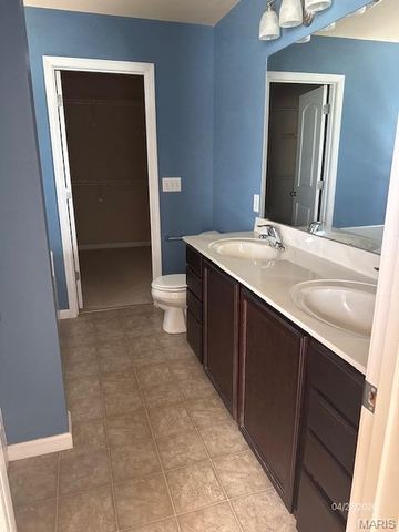 2612 Beacon Point Court, Shiloh, IL 62221