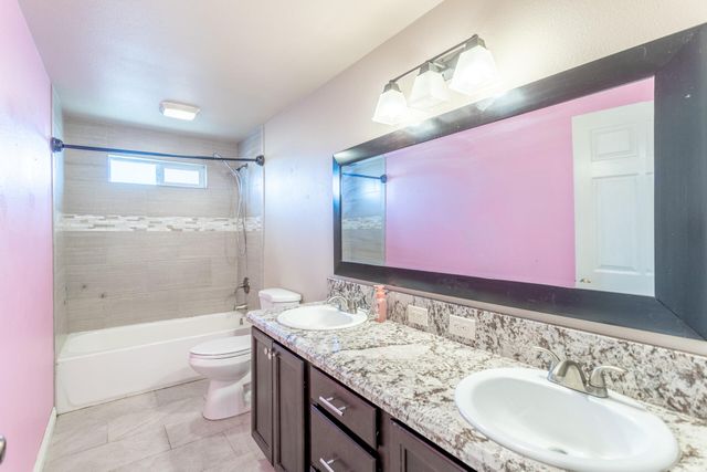 581 N Boulder Drive, Redding, CA 96003