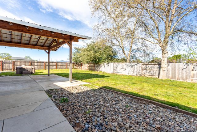 581 N Boulder Drive, Redding, CA 96003