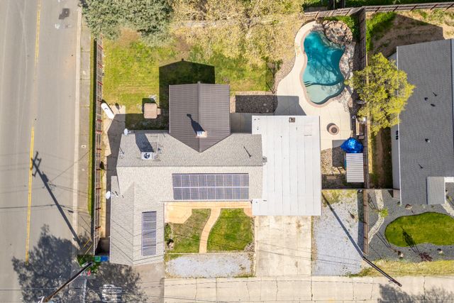 581 N Boulder Drive, Redding, CA 96003