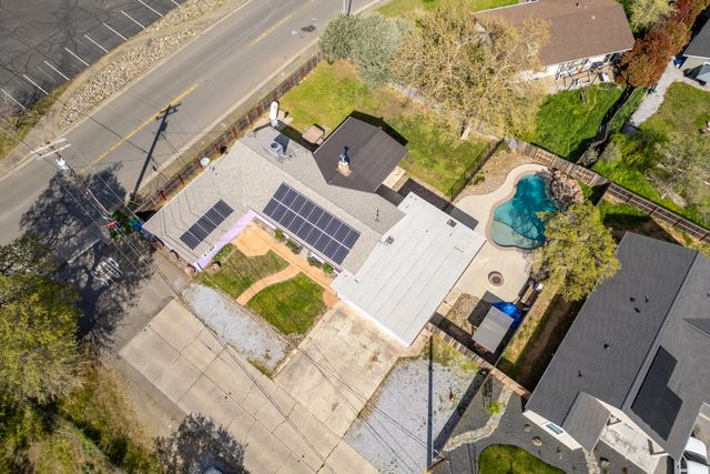 581 N Boulder Drive, Redding, CA 96003