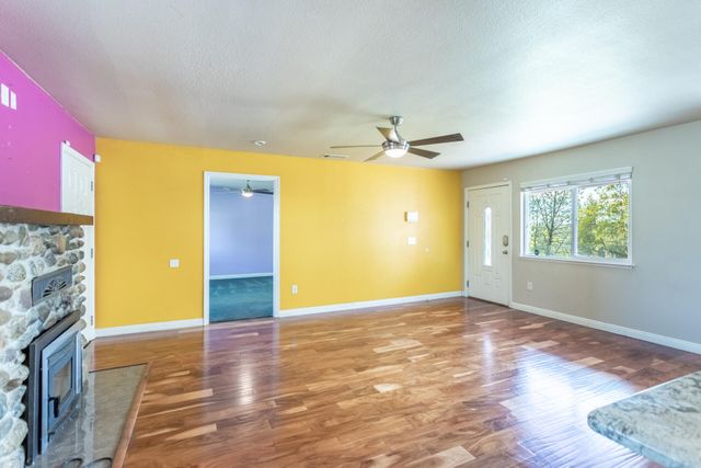 581 N Boulder Drive, Redding, CA 96003