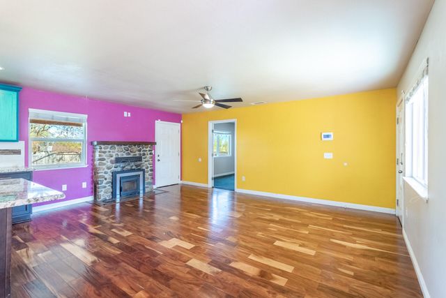 581 N Boulder Drive, Redding, CA 96003