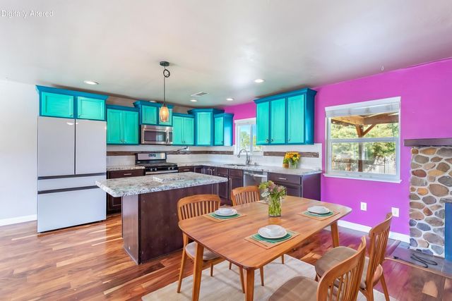 581 N Boulder Drive, Redding, CA 96003