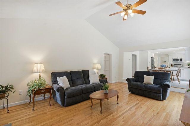 136 Holly Hills Lane, North Kingstown, RI 02874
