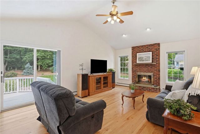 136 Holly Hills Lane, North Kingstown, RI 02874