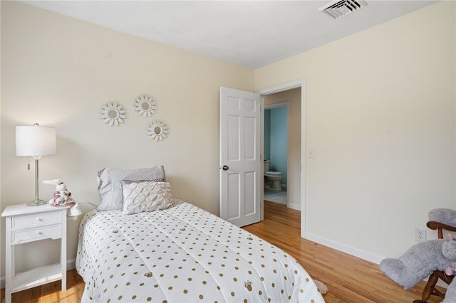136 Holly Hills Lane, North Kingstown, RI 02874