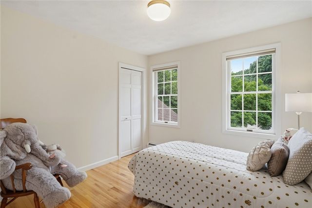 136 Holly Hills Lane, North Kingstown, RI 02874