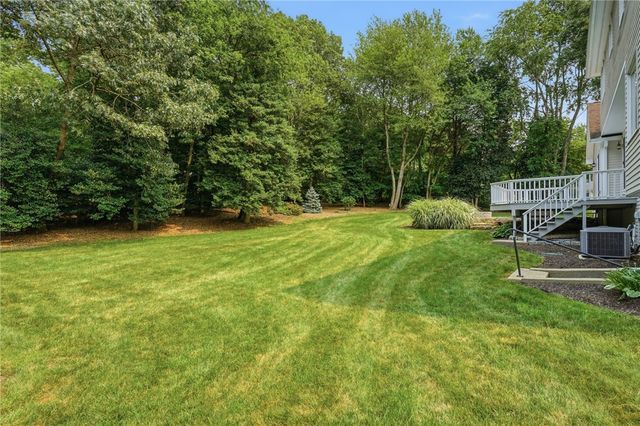 136 Holly Hills Lane, North Kingstown, RI 02874