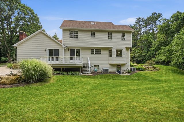 136 Holly Hills Lane, North Kingstown, RI 02874