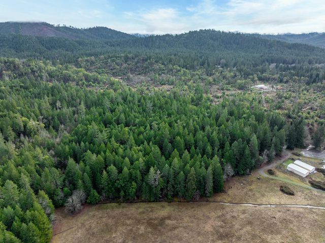 1491 Draper Valley Road, Selma, OR 97538