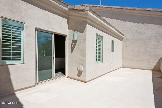 7520 E EARLL Drive 44, Scottsdale, AZ 85251